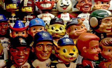 CUSTOMIZED BOBBLEHEADS