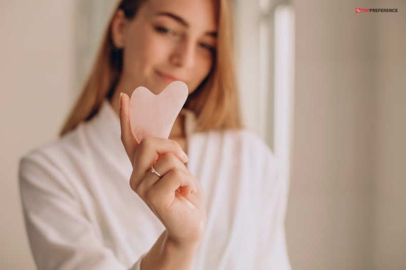 What Are The Benefits Of Using Gua Sha On Your Face?