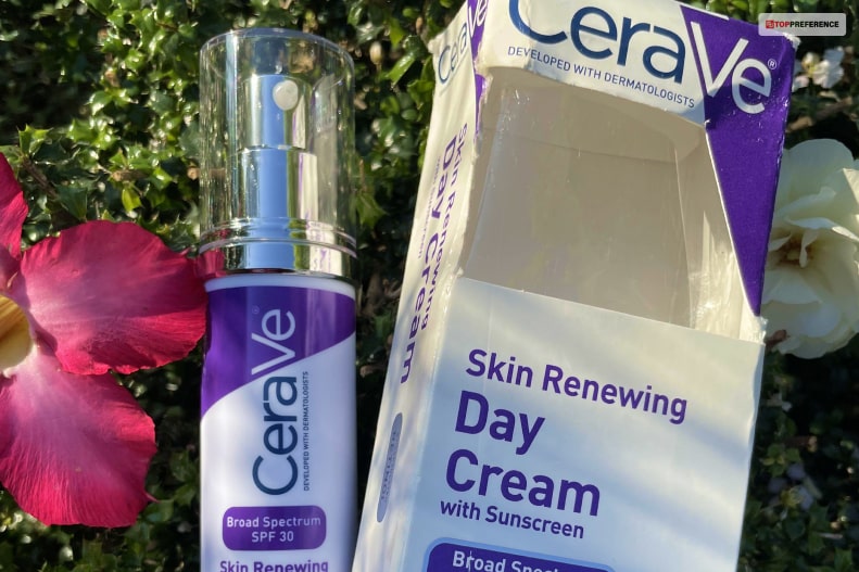  CeraVe Skin Renewing Sunscreen