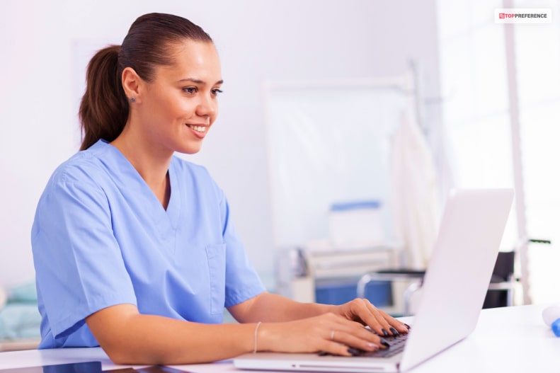 What are the Benefits of Becoming a Medical Coder