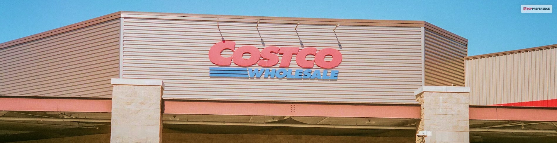 is costco open on new year's day